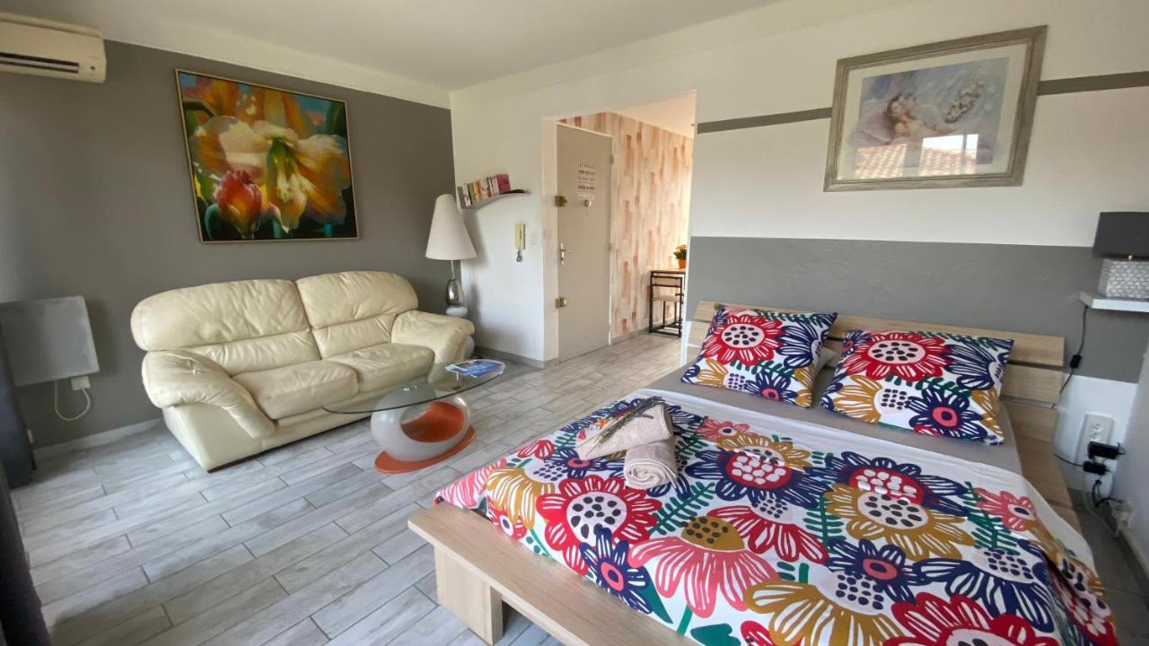 Goeland 3, Climatise, Wifi, Balcons Petite Vue Mer Laterale Au 3 Eme Etage Sans Ascenseur Toulon Exterior foto